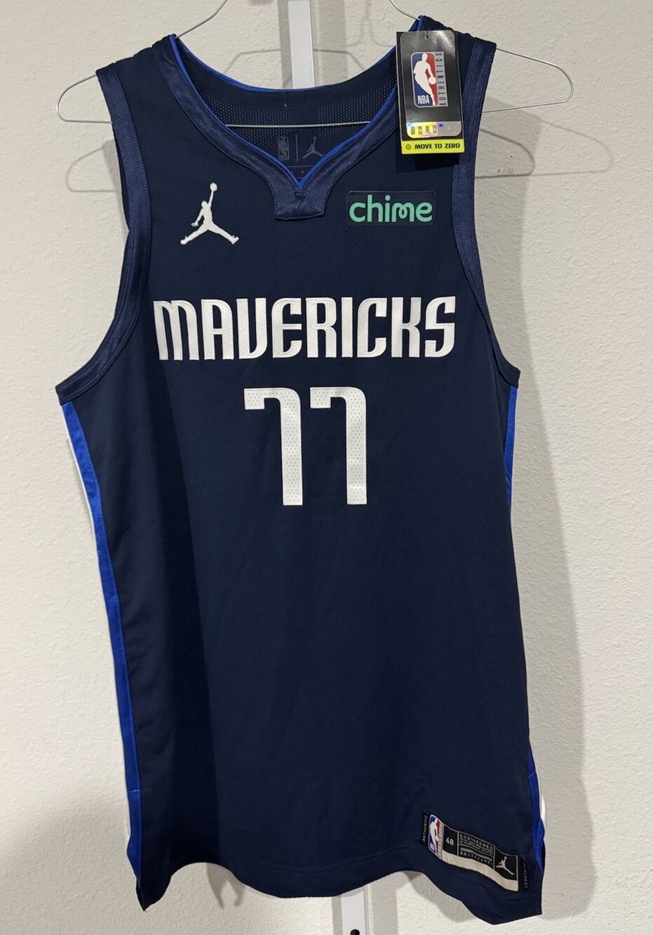 Luka Doncic Signed Nike Jersey NWT Authentic Sz 48 Stitched Auto Mavs/Lakers